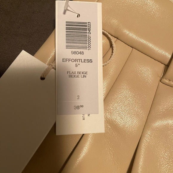 Wilfred Effortless faux leather shorts - Picture 8 of 9